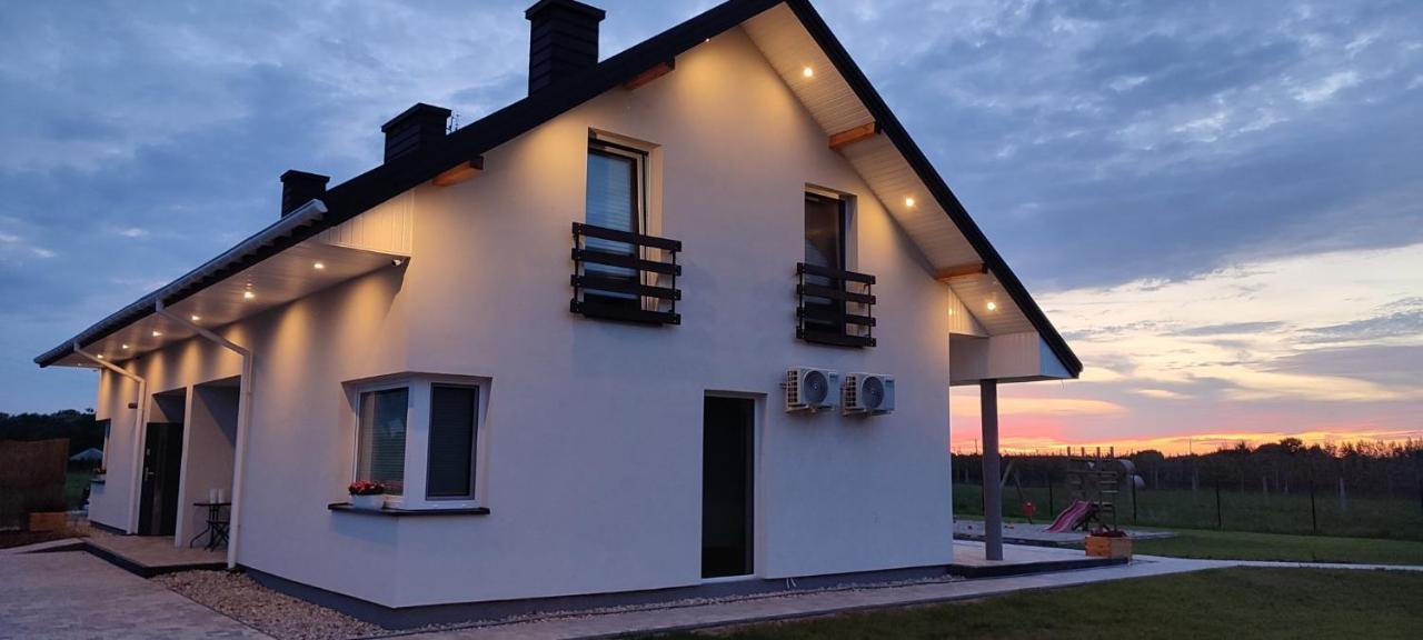 Apartamenty Wilga Spokojne Miejsce Z Calorocznym Jacuzzi I Letnim Basenem Ngoại thất bức ảnh