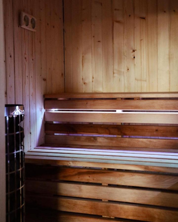 Apartamenty Wilga Spokojne Miejsce Z Calorocznym Jacuzzi I Letnim Basenem Ngoại thất bức ảnh