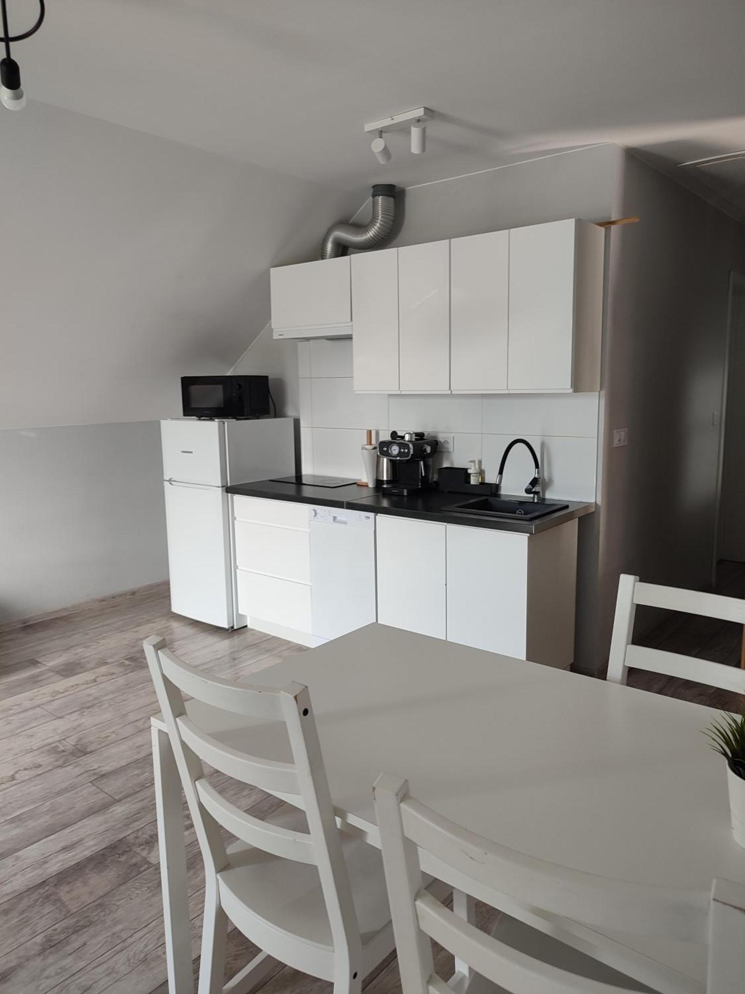 Apartamenty Wilga Spokojne Miejsce Z Calorocznym Jacuzzi I Letnim Basenem Ngoại thất bức ảnh